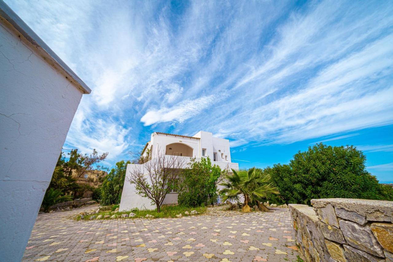 ホテル Cretan Life Holidays Chorafakia エクステリア 写真